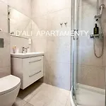 Apartment Bulgarska Komfortowy D'ali Z Trzema Sypialniami I Trzema Lazienkami Oraz Dwoma Miejscami Parkingowymi