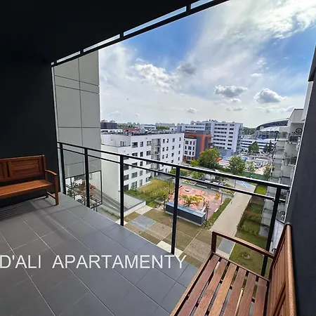 Bulgarska Komfortowy Z Trzema Sypialniami I Trzema Lazienkami Oraz Dwoma Miejscami Parkingowymi Poznań