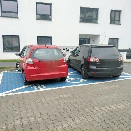 Apartment Bulgarska Komfortowy D'ali Z Trzema Sypialniami I Trzema Lazienkami Oraz Dwoma Miejscami Parkingowymi Poznan
