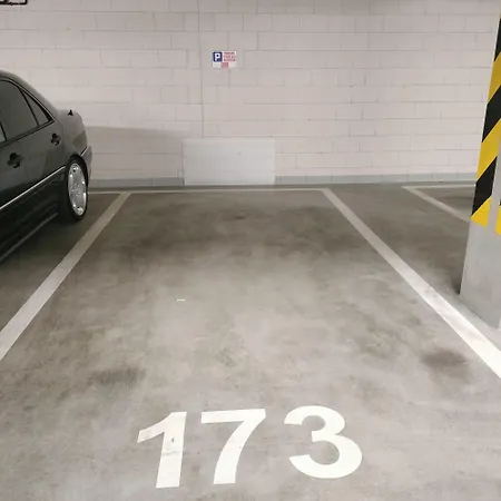 Bulgarska Komfortowy Z Trzema Sypialniami I Trzema Lazienkami Oraz Dwoma Miejscami Parkingowymi