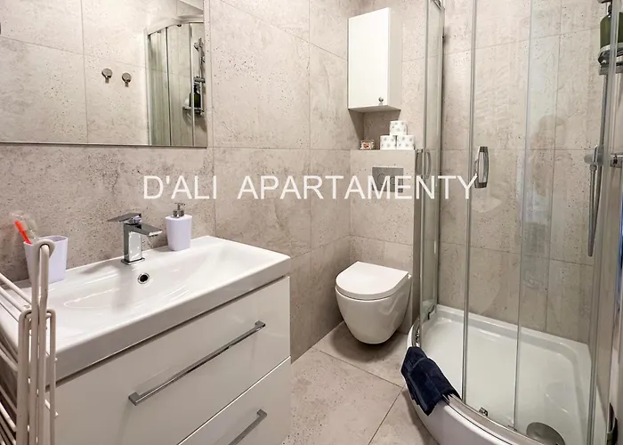 Bulgarska Komfortowy Z Trzema Sypialniami I Trzema Lazienkami Oraz Dwoma Miejscami Parkingowymi