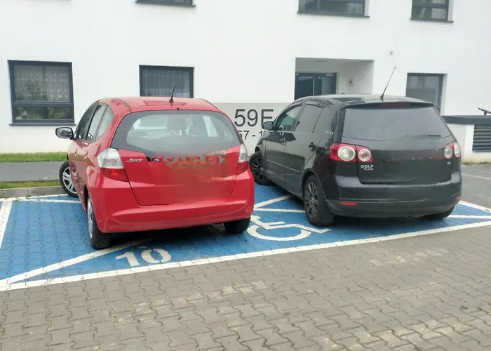 Appartamento Bulgarska Komfortowy Z Trzema Sypialniami I Trzema Lazienkami Oraz Dwoma Miejscami Parkingowymi Poznań