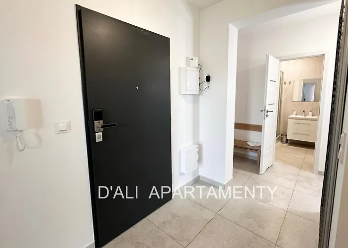 شقة Bulgarska Komfortowy Z Trzema Sypialniami I Trzema Lazienkami Oraz Dwoma Miejscami Parkingowymi