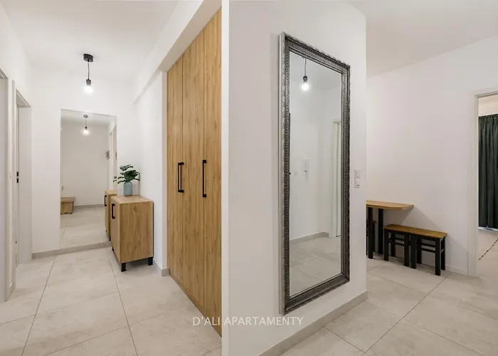 Bulgarska Komfortowy Z Trzema Sypialniami I Trzema Lazienkami Oraz Dwoma Miejscami Parkingowymi